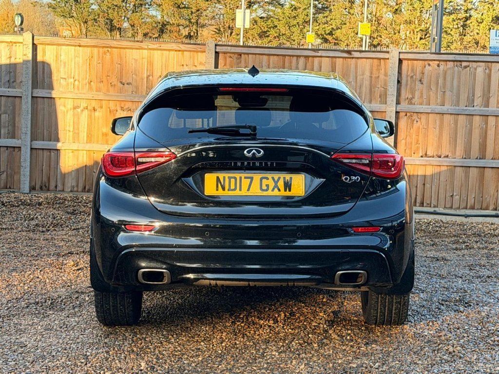 Used Infiniti Q30 2017 for sale - 76711609: Photo 4