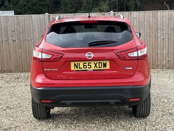 Used Nissan Qashqai 2015 for sale - 75798512: Photo