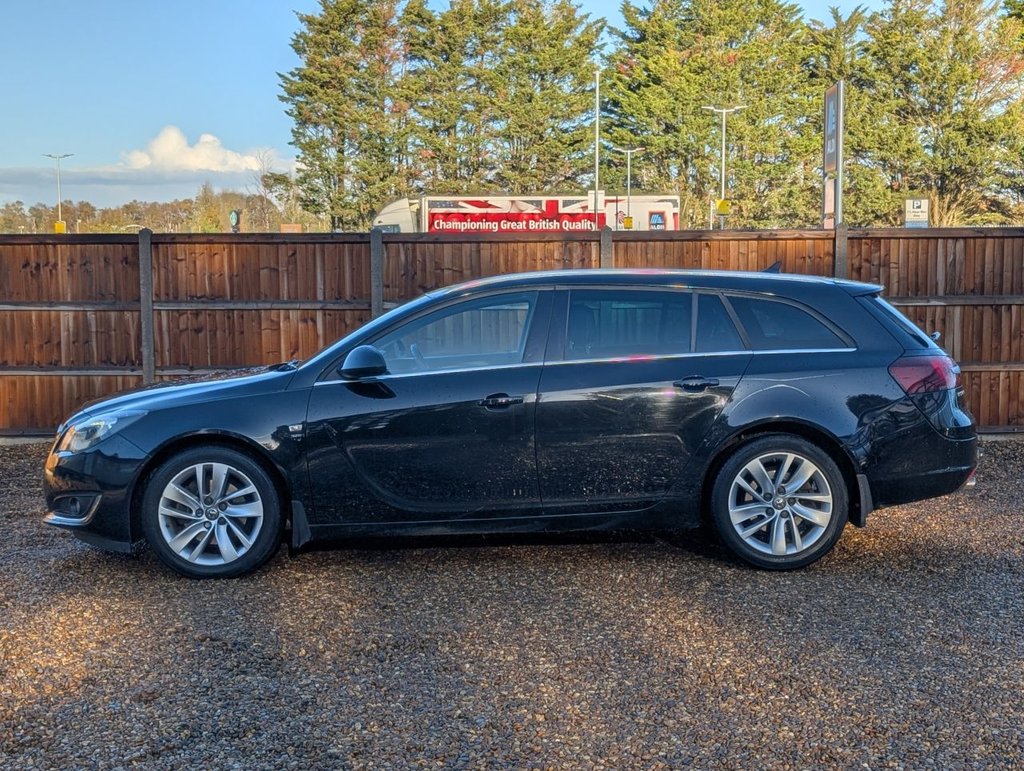 Used Vauxhall Insignia 2016 for sale - 76654778: Photo 2