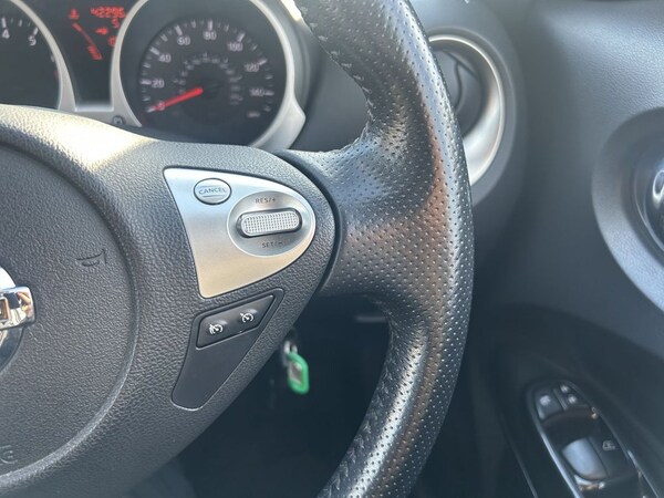 Used Nissan Juke 2014 for sale - 76210123: Photo 14