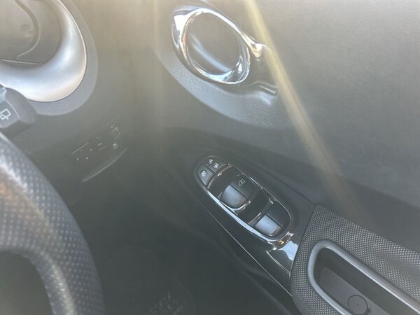 Used Nissan Juke 2014 for sale - 76210123: Photo 15