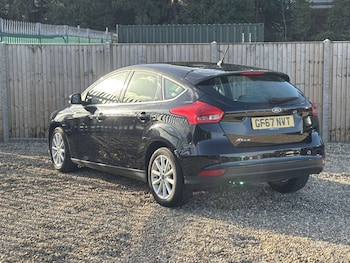 Used Ford Focus 2017 for sale - 76162799: Photo 3