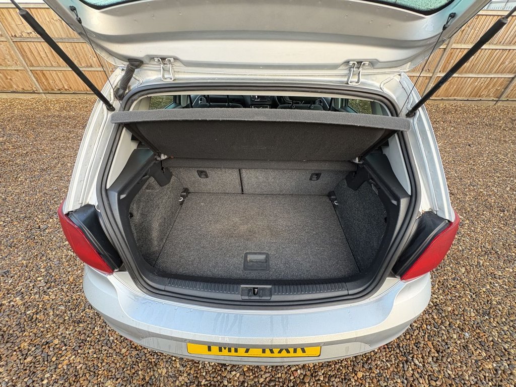 Used Volkswagen Polo 2017 for sale - 76900371: Photo 11