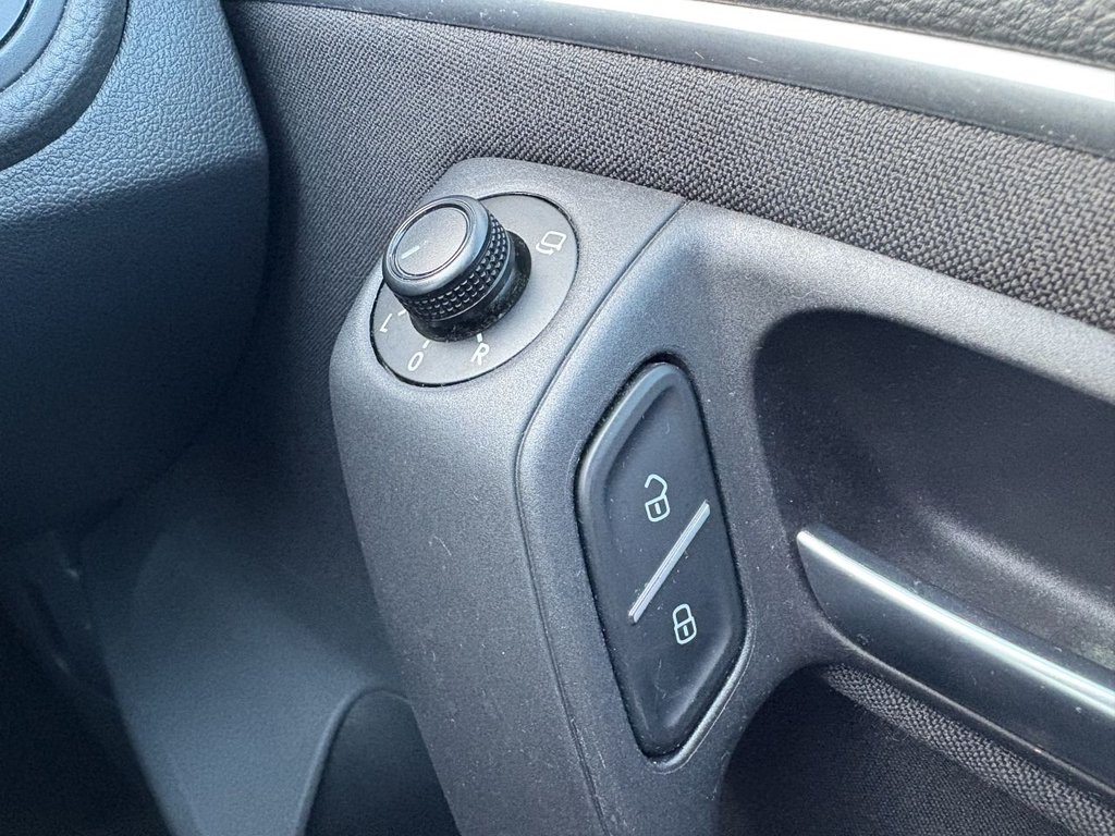 Used Volkswagen Polo 2017 for sale - 76900371: Photo 14