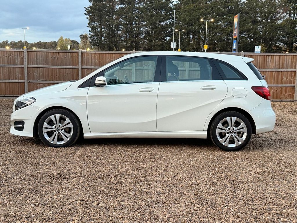 Used Mercedes-Benz B Class 2017 for sale - 76368215: Photo 2