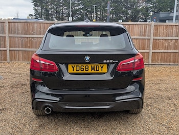 Used BMW 2 Series 2018 for sale - 76509742: Photo