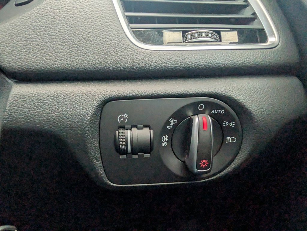 Used Audi Q3 2018 for sale - 76333411: Photo 15