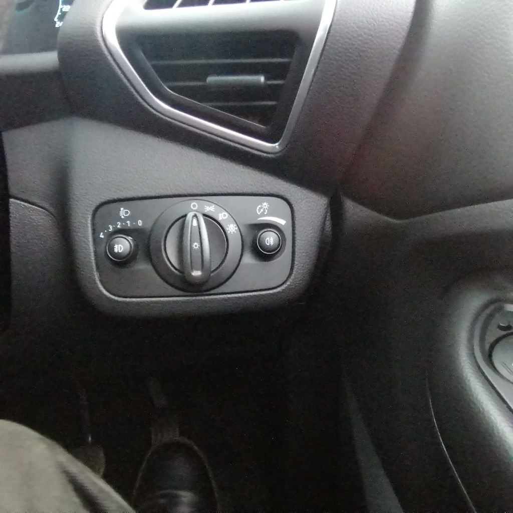 Used Ford Kuga 2015 for sale - 76345126: Photo 19