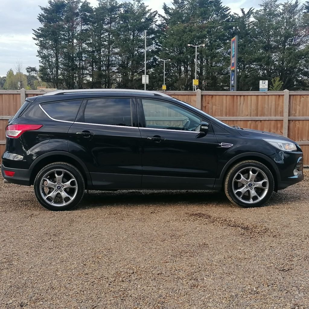 Used Ford Kuga 2015 for sale - 76345126: Photo 6