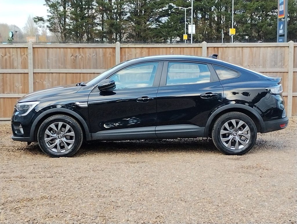 Used Renault Arkana 2024 for sale - 76950237: Photo 2