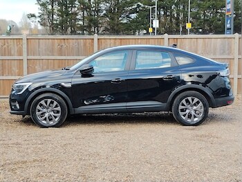 Used Renault Arkana 2024 for sale - 76950237: Photo