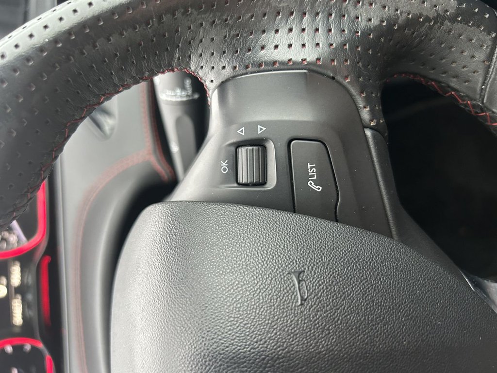 Used Peugeot 208 2014 for sale - 76973267: Photo 11