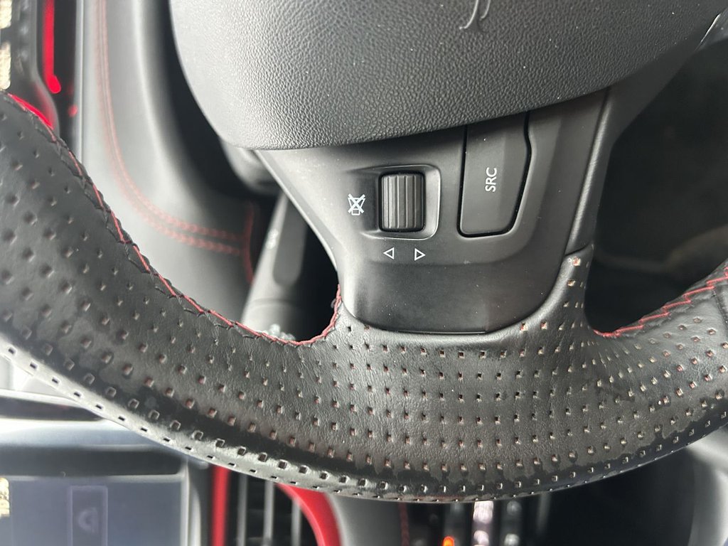 Used Peugeot 208 2014 for sale - 76973267: Photo 12