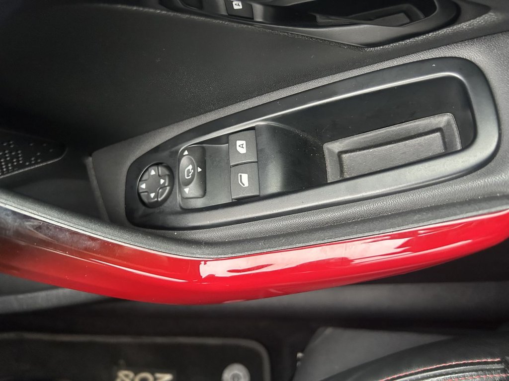 Used Peugeot 208 2014 for sale - 76973267: Photo 13