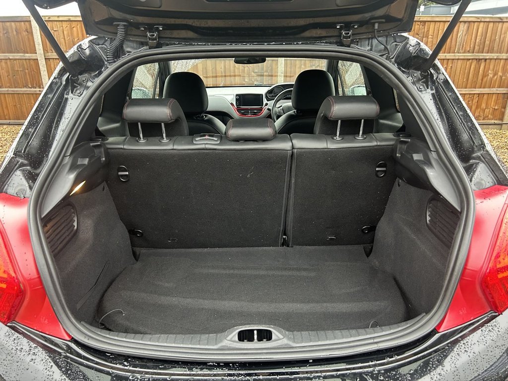 Used Peugeot 208 2014 for sale - 76973267: Photo 22