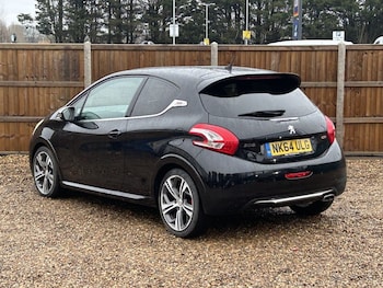 Used Peugeot 208 2014 for sale - 76973267: Photo