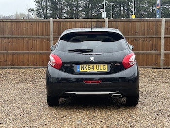 Used Peugeot 208 2014 for sale - 76973267: Photo