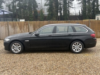 Used BMW 5 Series 2016 for sale - 77608416: Photo
