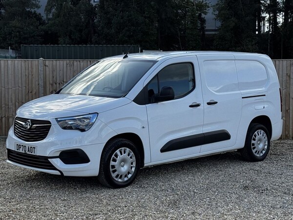 Used Vauxhall Combo 2020 for sale - 76245105: Photo 1