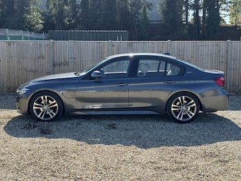 Used BMW 3 Series 2017 for sale - 76185321: Photo