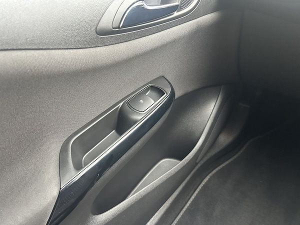 Used Vauxhall Corsa 2019 for sale - 76303502: Photo 17