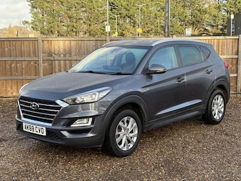 Hyundai TUCSON feature image