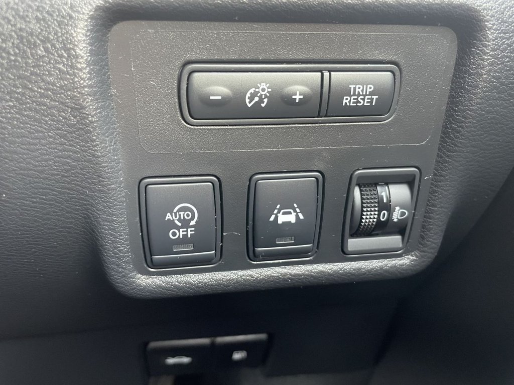 Used Nissan Micra 2017 for sale - 76950235: Photo 22