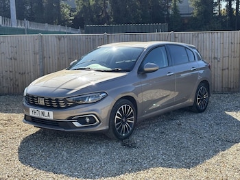 2021 (71) - 1.0 Life 5dr