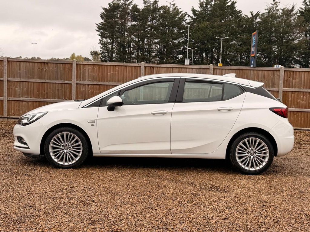 Used Vauxhall Astra 2018 for sale - 76406280: Photo 2