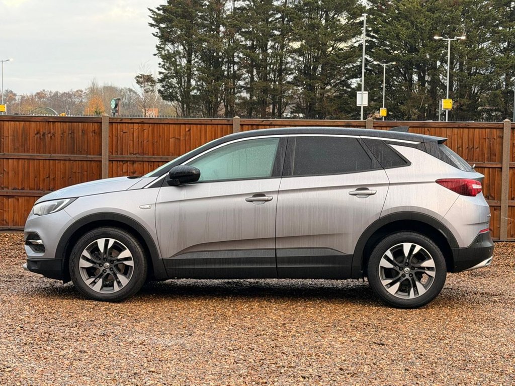 Used Vauxhall Grandland X 2020 for sale - 76797845: Photo 2