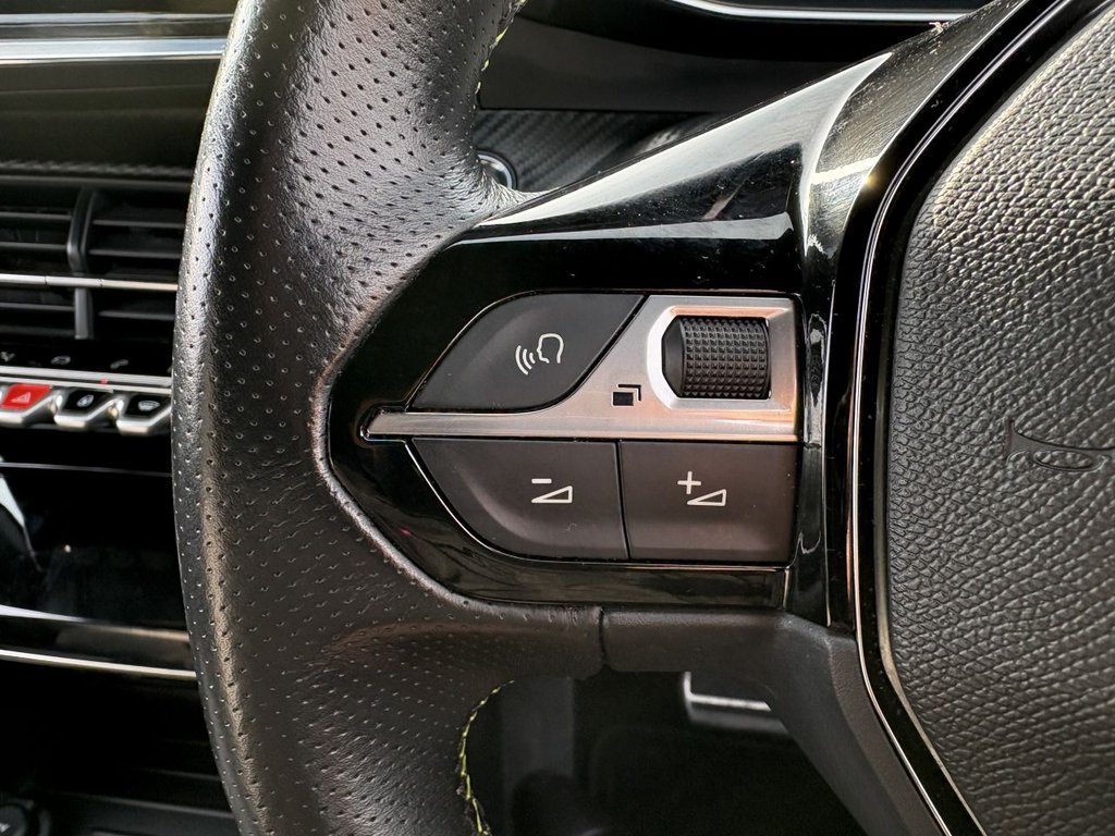 Used Peugeot E-208 2020 for sale - 76147308: Photo 16