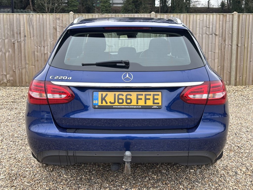 Used Mercedes-Benz C Class 2017 for sale - 77919599: Photo 4