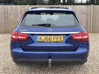 Used Mercedes-Benz C Class 2017 for sale - 77919599: Photo