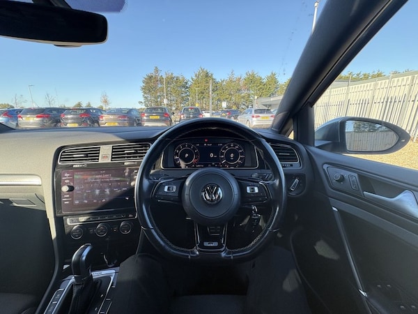 Used Volkswagen Golf 2018 for sale - 73927201: Photo 10