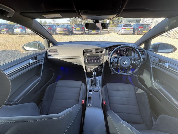 Used Volkswagen Golf 2018 for sale - 73927201: Photo 9
