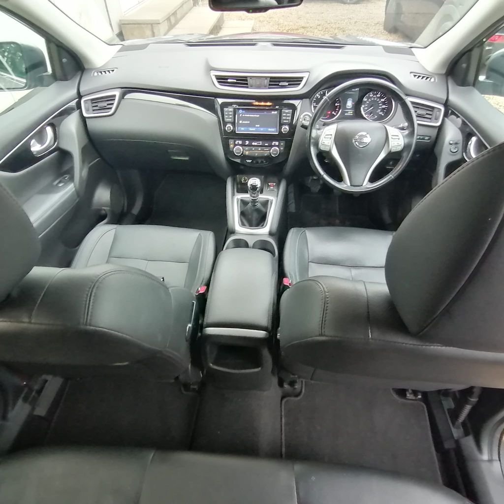 Used Nissan Qashqai 2017 for sale - 76417102: Photo 9