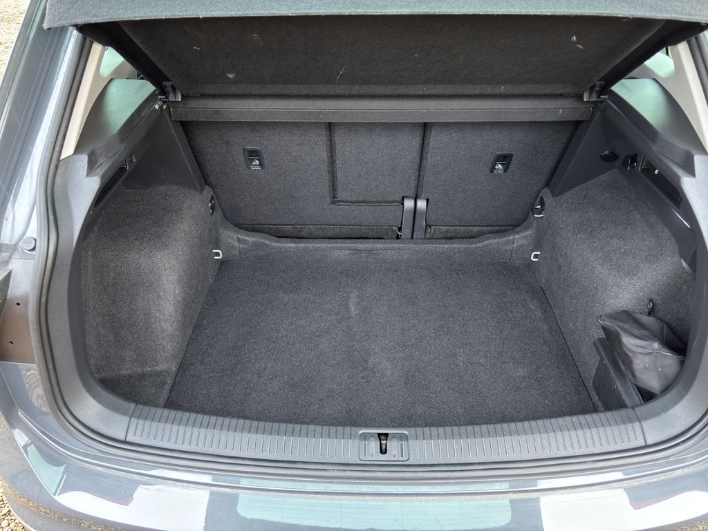 Used Volkswagen Tiguan 2022 for sale - 76724569: Photo 11