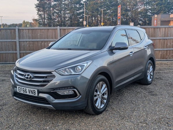 Used Hyundai Santa Fe 2016 for sale - 76223451: Photo 1