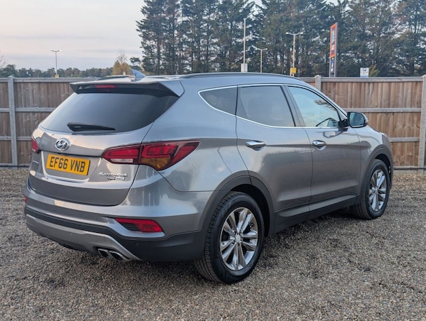 Used Hyundai Santa Fe 2016 for sale - 76223451: Photo 5