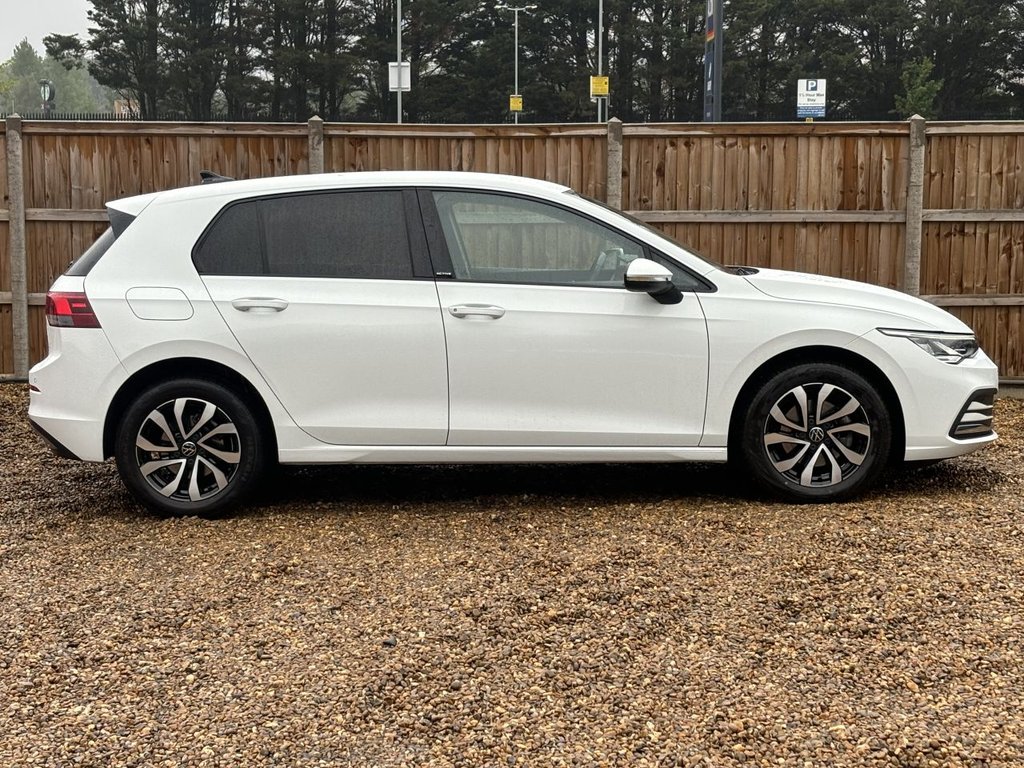 Used Volkswagen Golf 2022 for sale - 76210263: Photo 6