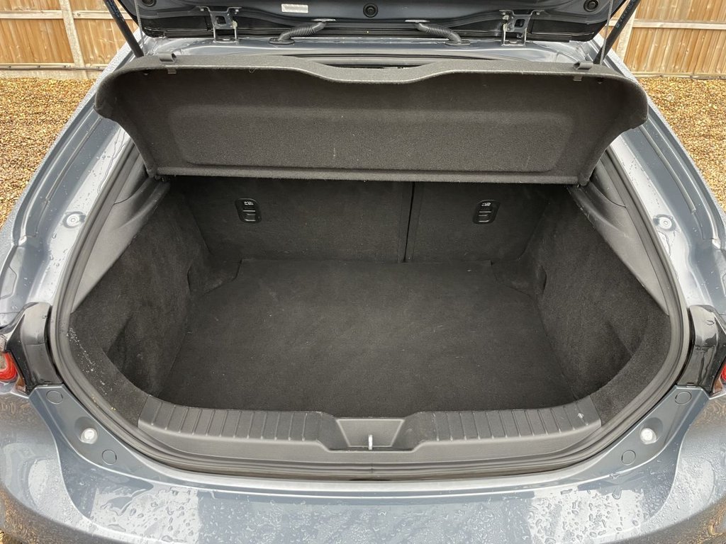 Used Mazda Mazda3 2021 for sale - 76395660: Photo 11