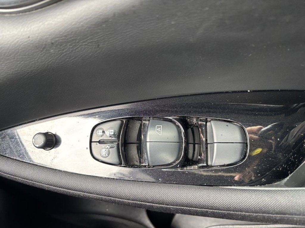 Used Nissan Leaf 2020 for sale - 76356121: Photo 13