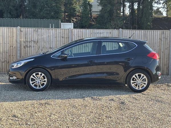 Used Kia Ceed 2012 for sale - 76010370: Photo 2
