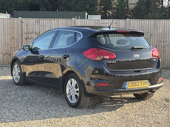 Used Kia Ceed 2012 for sale - 76010370: Photo 3