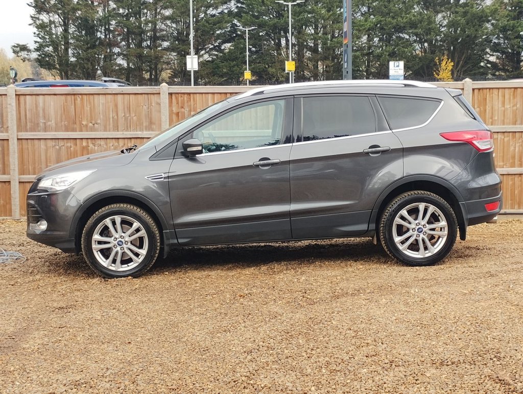 Used Ford Kuga 2015 for sale - 76496830: Photo 2