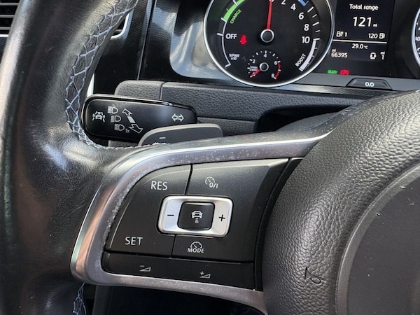 Used Volkswagen Golf 2015 for sale - 75287068: Photo 16