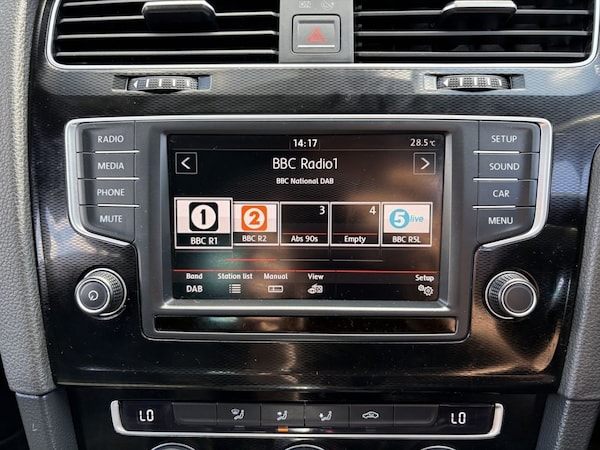 Used Volkswagen Golf 2015 for sale - 75287068: Photo 21