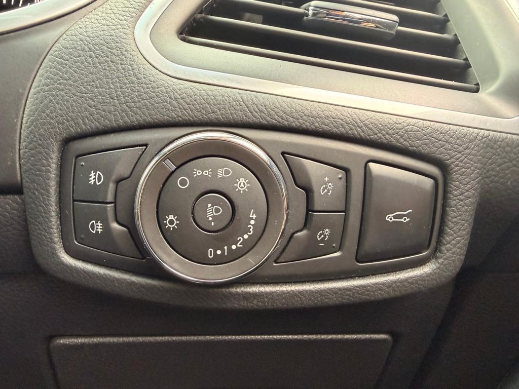 Used Ford Edge 2018 for sale - 76406383: Photo 13