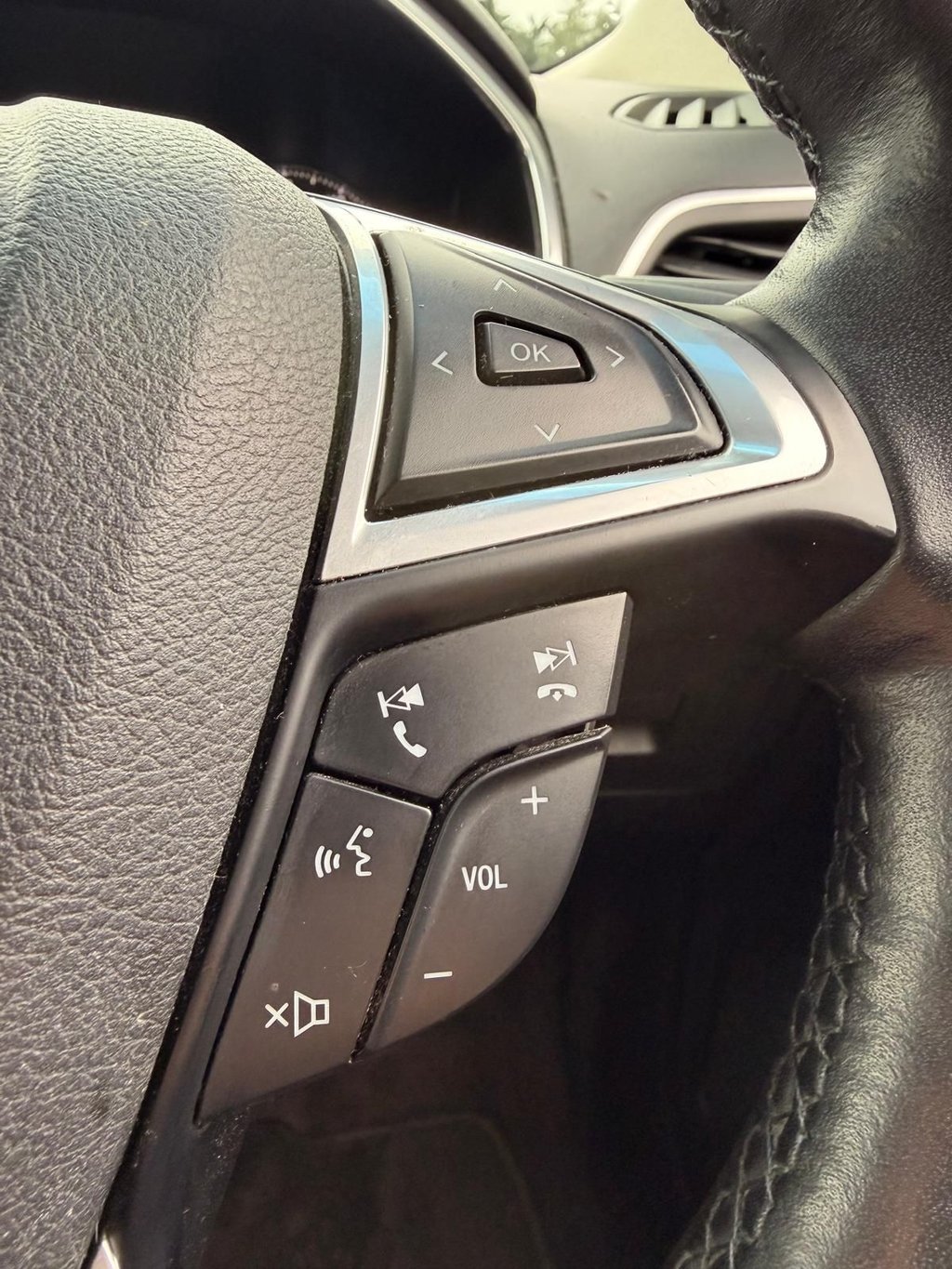 Used Ford Edge 2018 for sale - 76406383: Photo 14