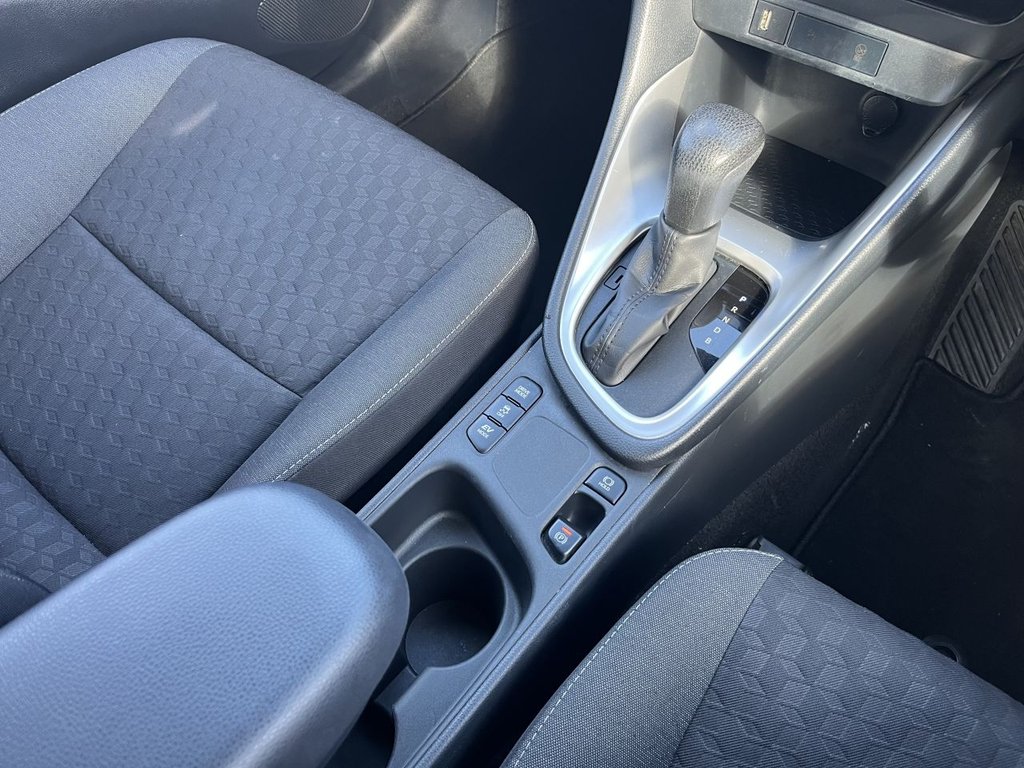 Used Toyota Yaris 2022 for sale - 78059554: Photo 17